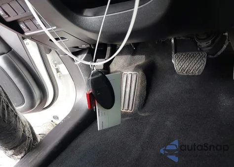 2020 Nissan Pathfinder Sv 2Wd z USA, uszkodzony, nr VIN 5N1DR2BN3LC623428